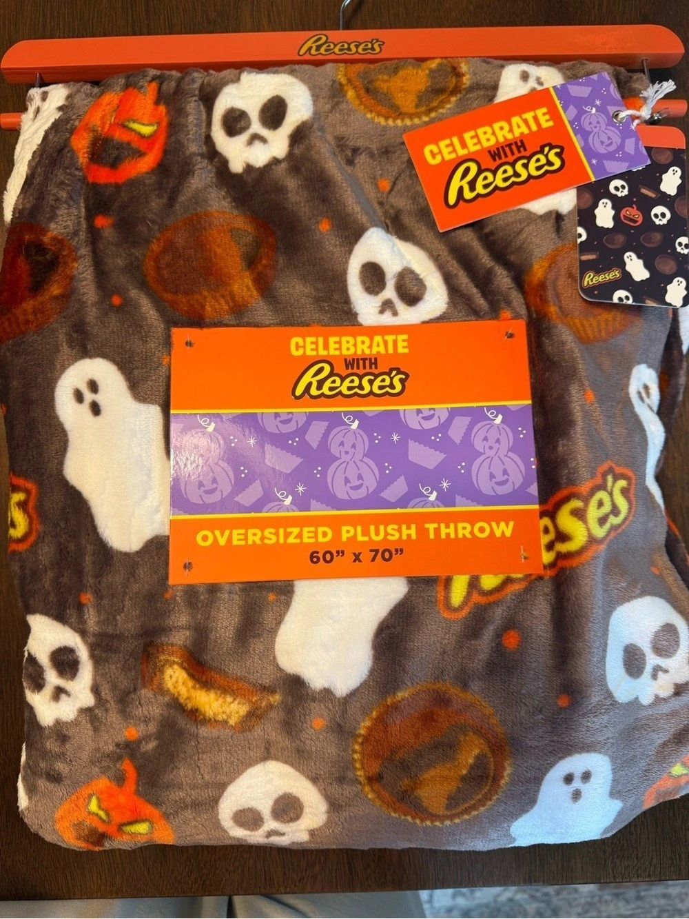 Reese's Celebrate with Reese's Oversized Plush Throw Brown & Orange